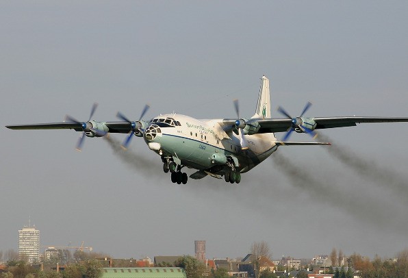 Antonov An-12